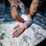 Bug Tape no treino - Thumb Tape Cross LPO - Grey